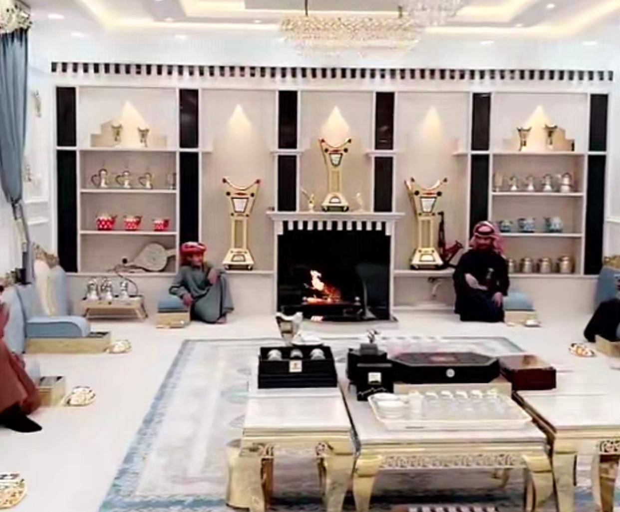 خيام وقرميد خميس مشيط